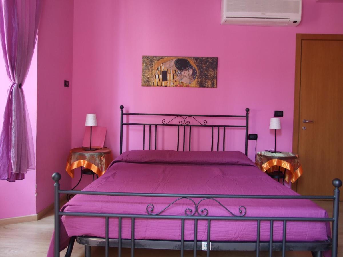 Bed and Breakfast Ghiro Ghiotto Pietra Ligure Zewnętrze zdjęcie