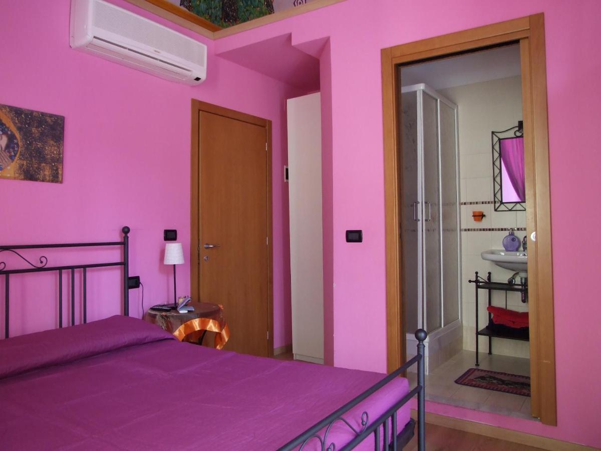 Bed and Breakfast Ghiro Ghiotto Pietra Ligure Zewnętrze zdjęcie