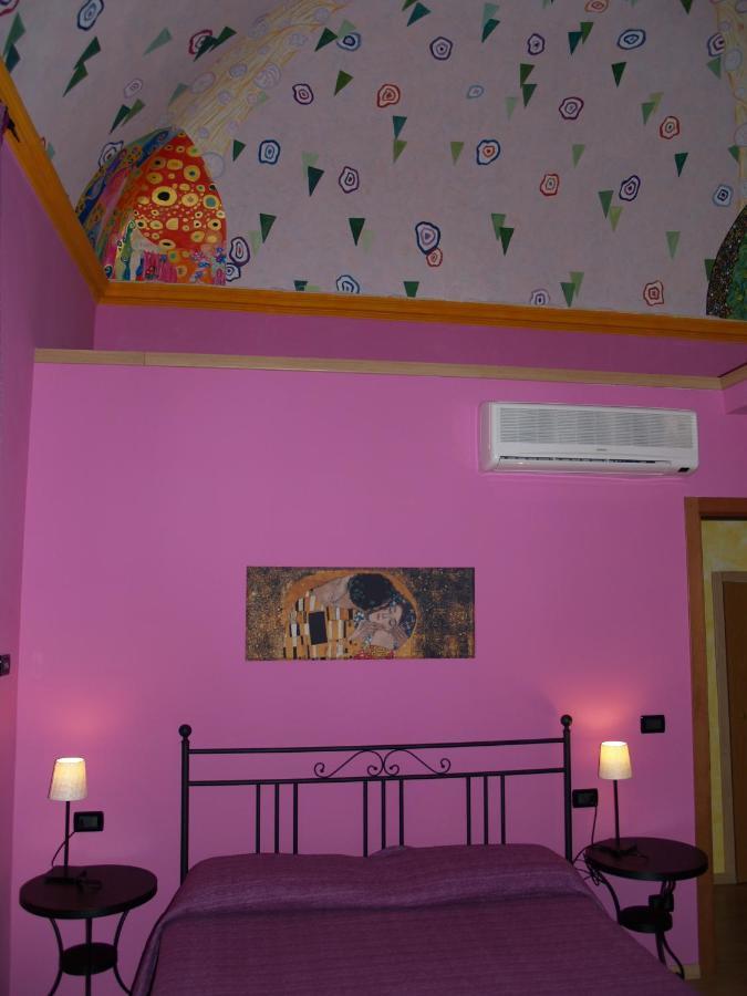 Bed and Breakfast Ghiro Ghiotto Pietra Ligure Zewnętrze zdjęcie